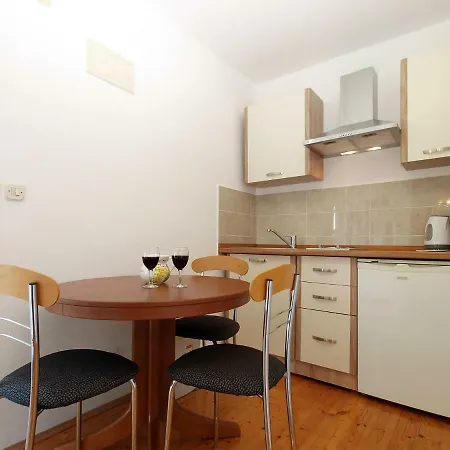 Stanko 777 Apartman Fažana
